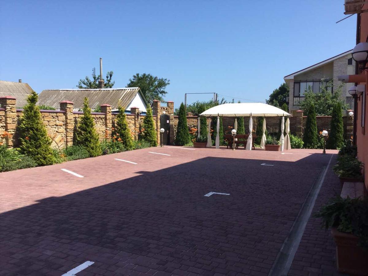 Inn Na Bugaze Karolino-Buhaz Kültér fotó